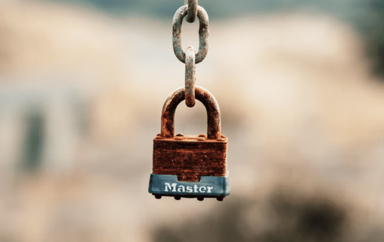rusty lock to symbolise rigid plans in a business plan